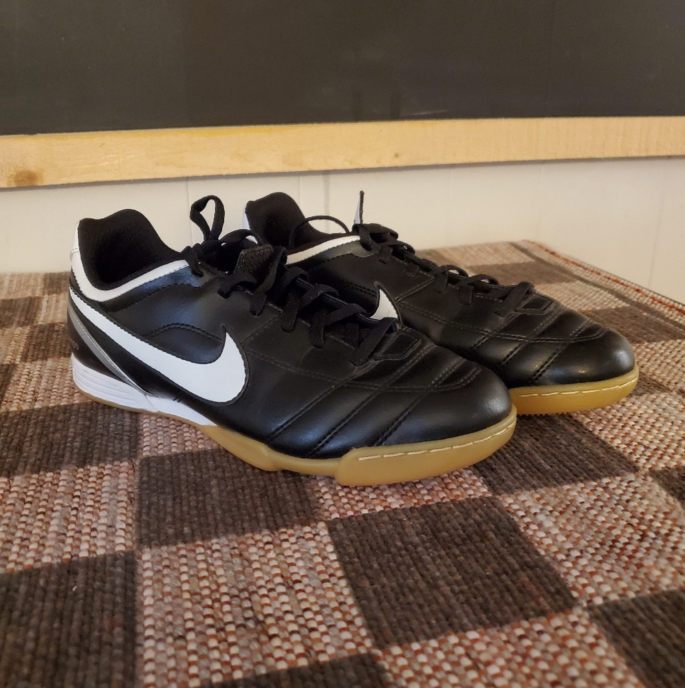 Nike indoor Soccer Cleats⚽️